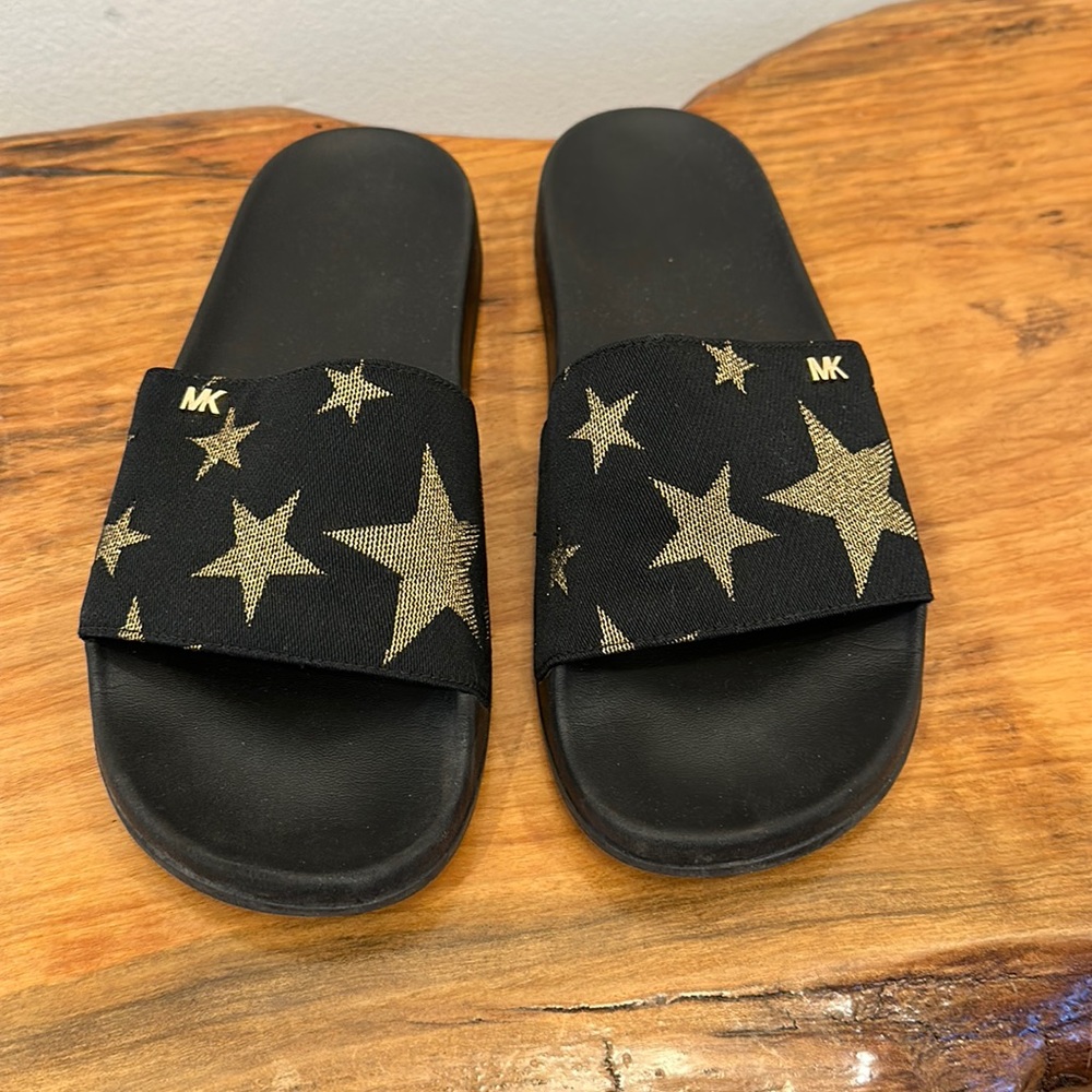 Michael Kors gold star slides